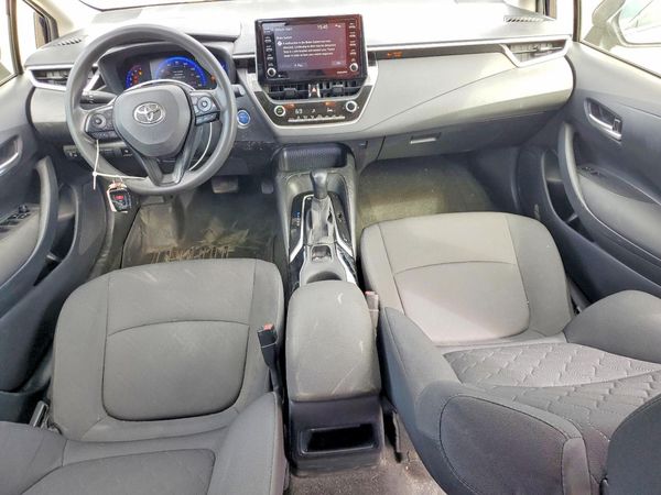 2021 TOYOTA COROLLA