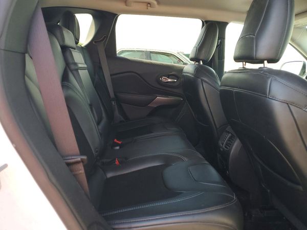 2019 JEEP CHEROKEE LATITUDE PLUS FWD