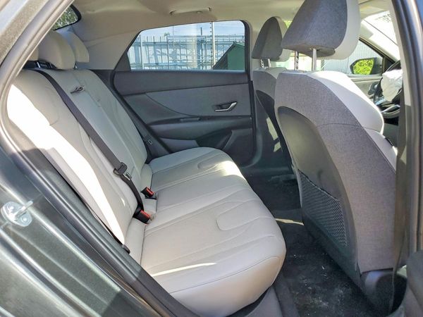 2023 HYUNDAI ELANTRA SEL Premium