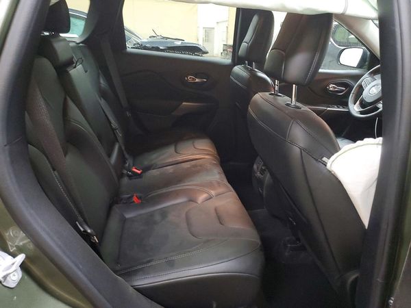 2021 JEEP CHEROKEE LATITUDE LUX 4X4