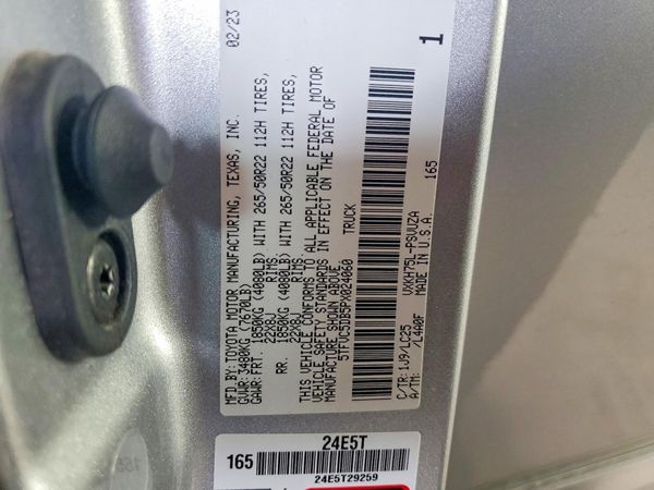 2023 TOYOTA TUNDRA Capstone