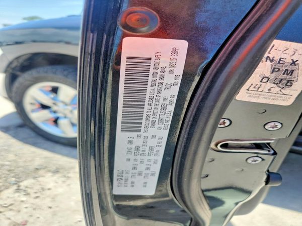 2018 RAM 1500 SLT — VINS