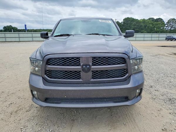 2018 RAM 1500 ST