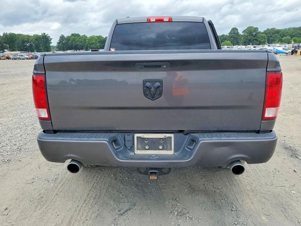 2018 RAM 1500 ST