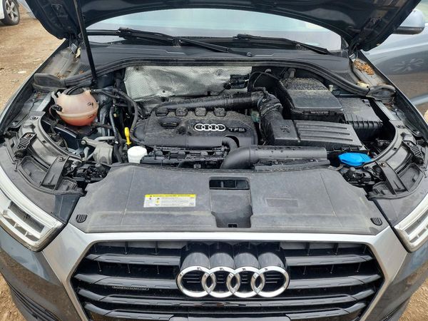 2016 AUDI Q3 quattro Prestige