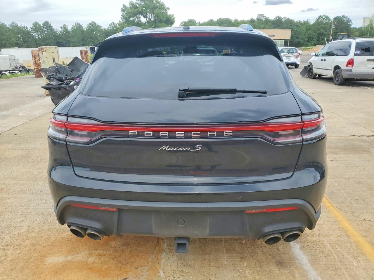 2023 PORSCHE MACAN S