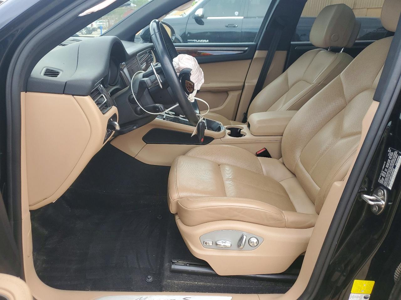 2023 PORSCHE MACAN S
