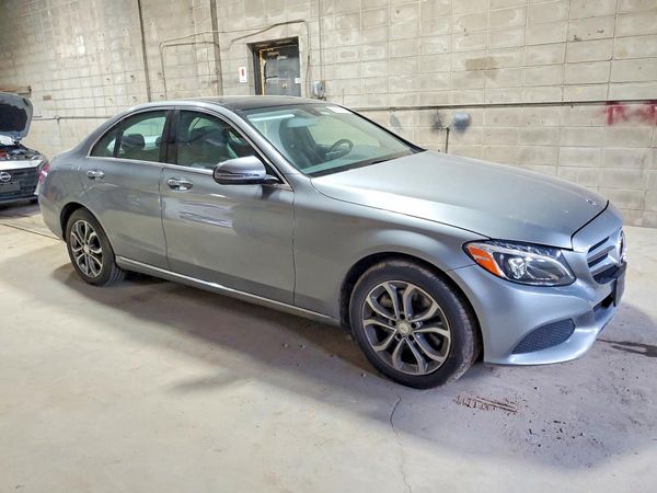 2016 MERCEDES-BENZ C C300-4M