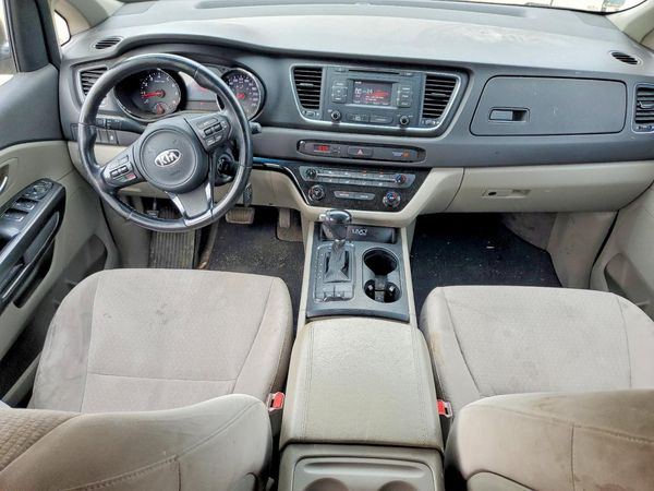 2016 KIA SEDONA LX - Middle-low