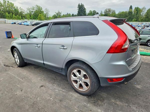 2012 VOLVO XC60