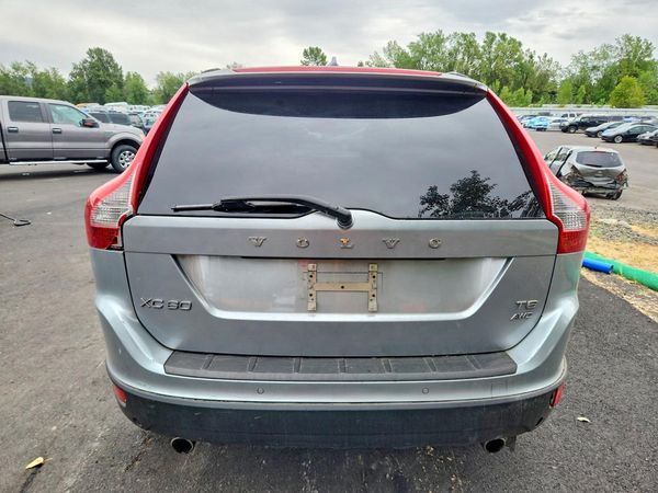 2012 VOLVO XC60