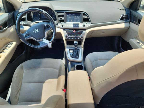 2017 HYUNDAI ELANTRA