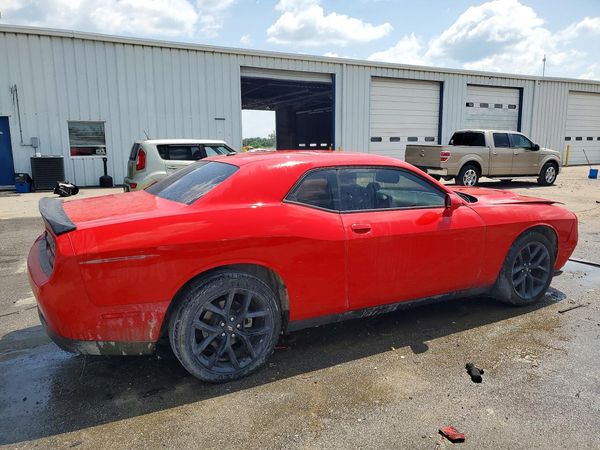 2022 DODGE CHALLENGER SXT