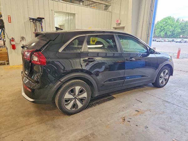 2017 KIA NIRO FE / LX / LX Tech