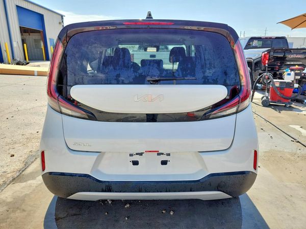 2025 KIA SOUL LX, S