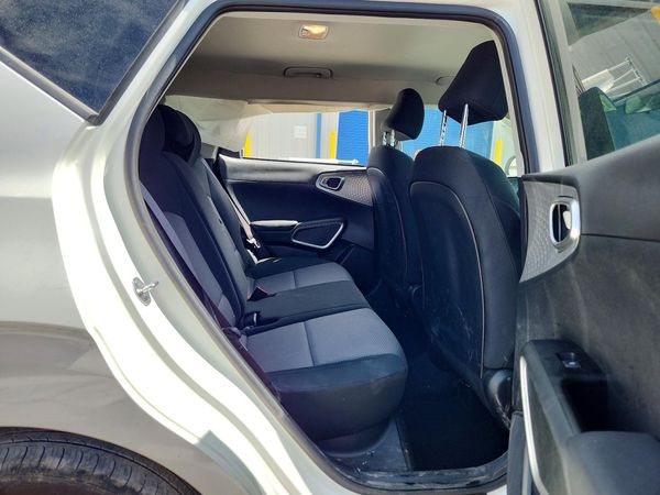 2025 KIA SOUL LX, S