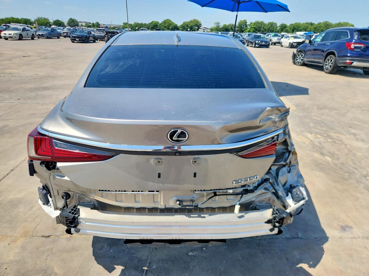 2019 LEXUS ES 350