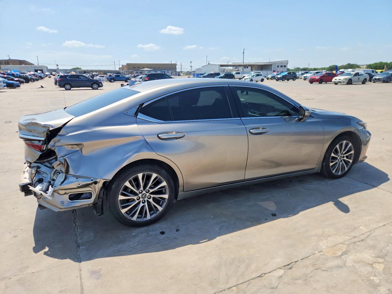 2019 LEXUS ES 350