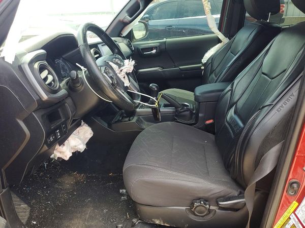 2016 TOYOTA TACOMA