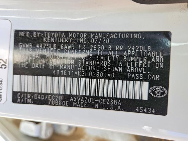 2020 TOYOTA CAMRY SE