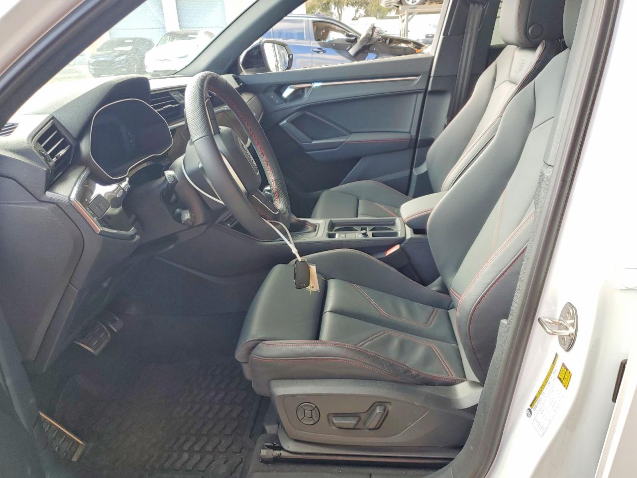 2025 AUDI Q3