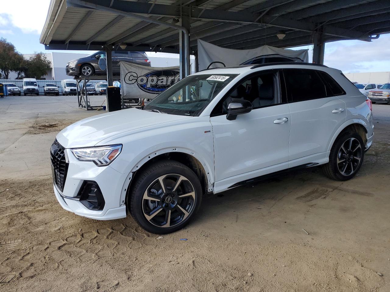 2025 AUDI Q3