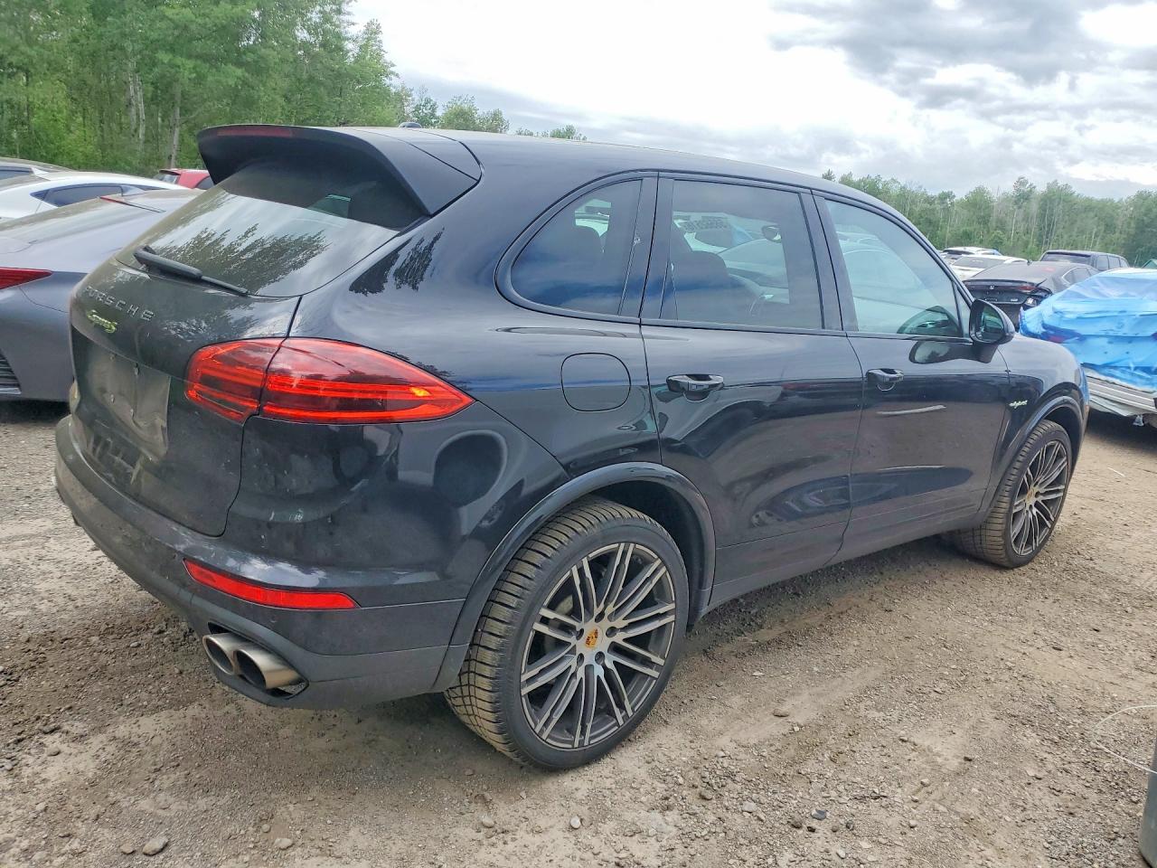 2017 PORSCHE CAYENNE E-Hybrid