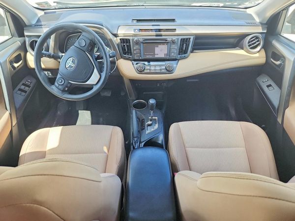 2015 TOYOTA RAV4 XLE (M Grade)