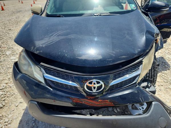 2015 TOYOTA RAV4 XLE (M Grade)