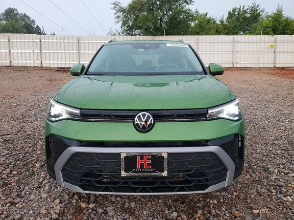 2025 VOLKSWAGEN TAOS