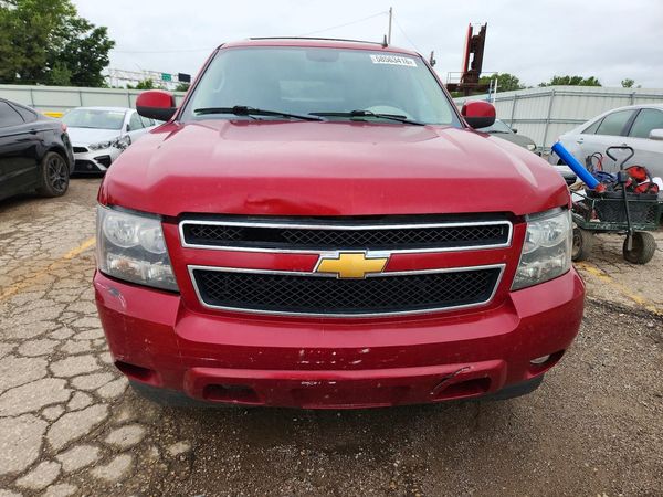 2014 CHEVROLET SUBURBAN LT