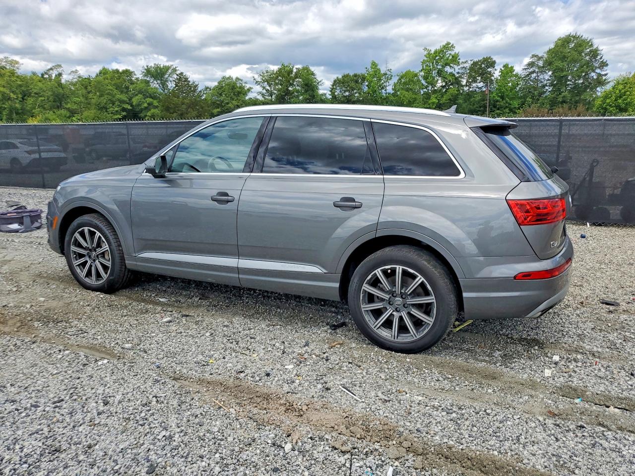 2017 AUDI Q7 quattro Premium Plus
