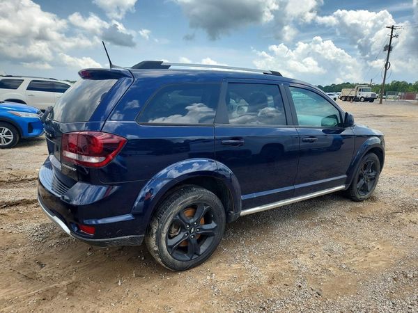 2020 DODGE JOURNEY CROSSROAD (FWD)