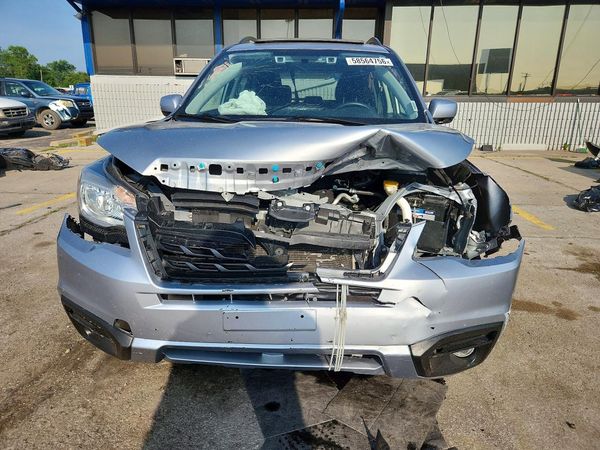 2018 SUBARU FORESTER Premium+ES