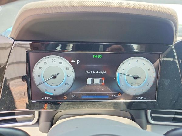 2022 HYUNDAI ELANTRA