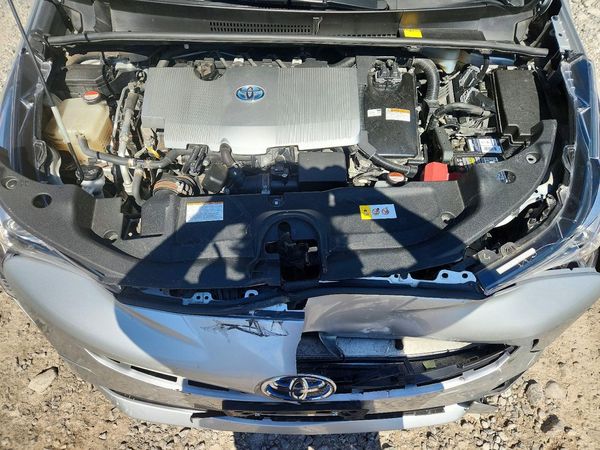 2016 TOYOTA PRIUS One/Two