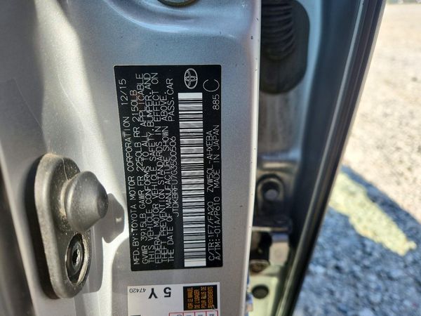 2016 TOYOTA PRIUS One/Two