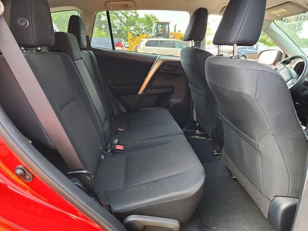 2015 TOYOTA RAV4 LE (X Grade)