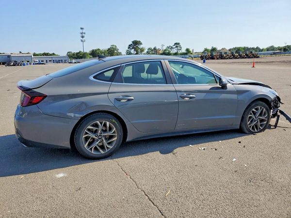 2023 HYUNDAI SONATA