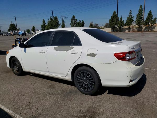 2013 TOYOTA COROLLA