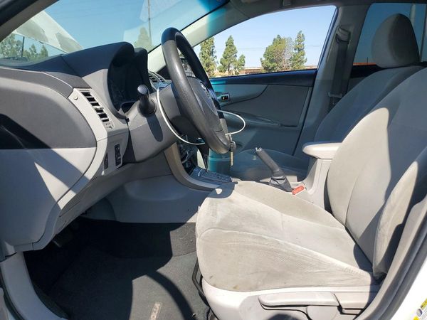 2013 TOYOTA COROLLA