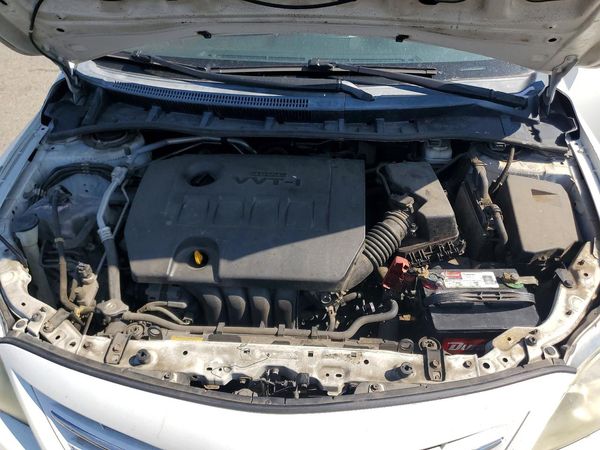 2013 TOYOTA COROLLA