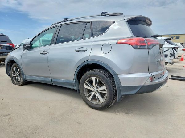 2018 TOYOTA RAV4 Adventure/XLE