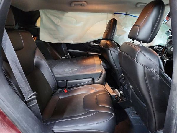 2019 JEEP CHEROKEE LATITUDE PLUS 4X4