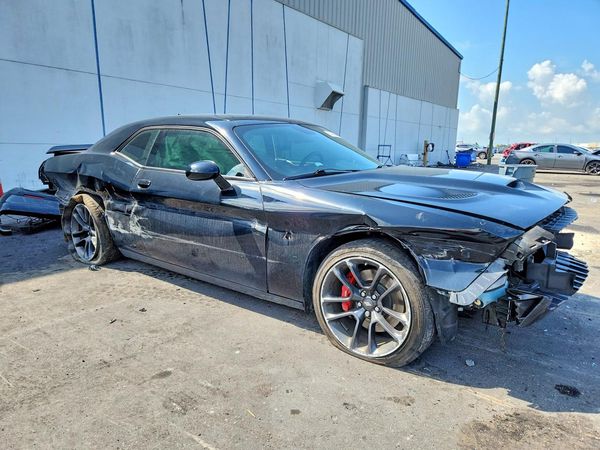 2022 DODGE CHALLENGER R/T SCAT PACK
