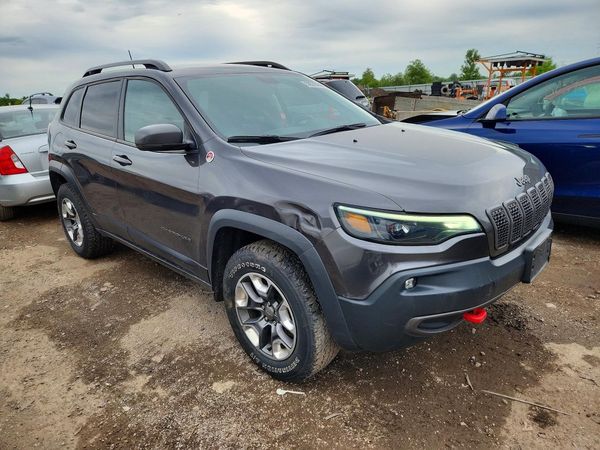 2019 JEEP CHEROKEE Trailhawk — Passenger 3/4