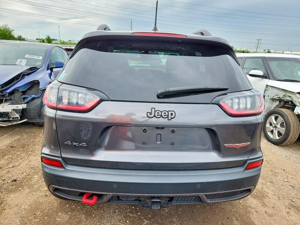 2019 JEEP CHEROKEE Trailhawk — DIRR