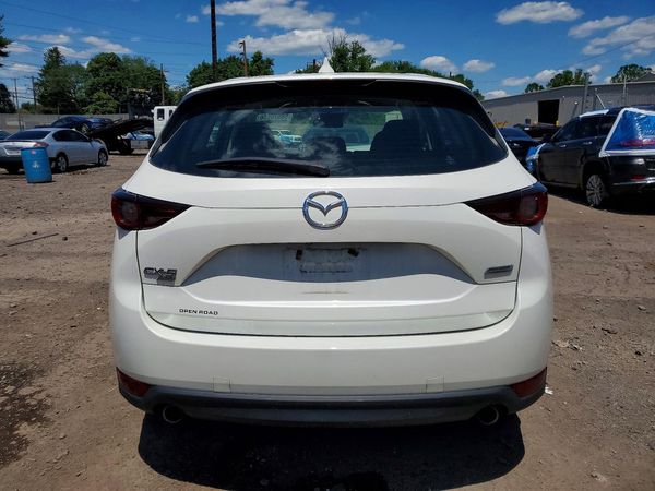 2018 MAZDA CX-5 Sport