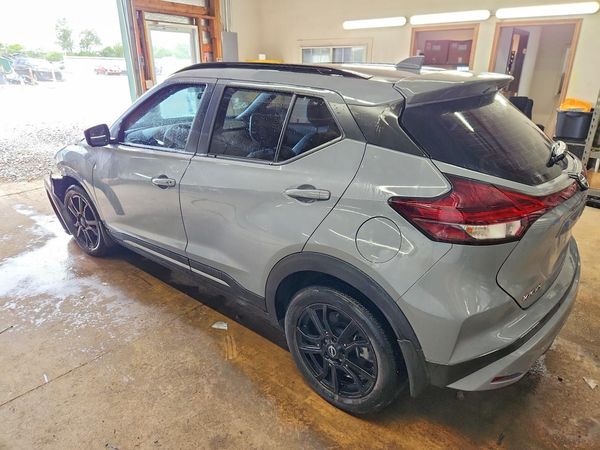 2024 NISSAN KICKS SR