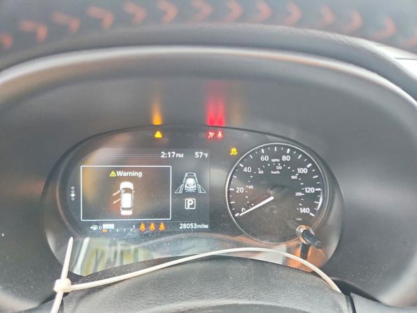 2024 NISSAN KICKS SR